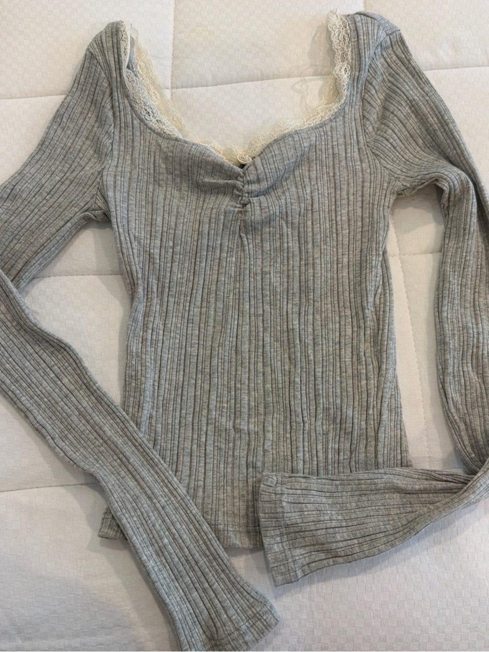 RSQ Light Gray Ribbed Lace-Trim Scoop Neck Sweater